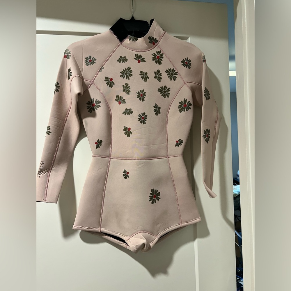 Size small Cynthia Rowley designer wetsuit